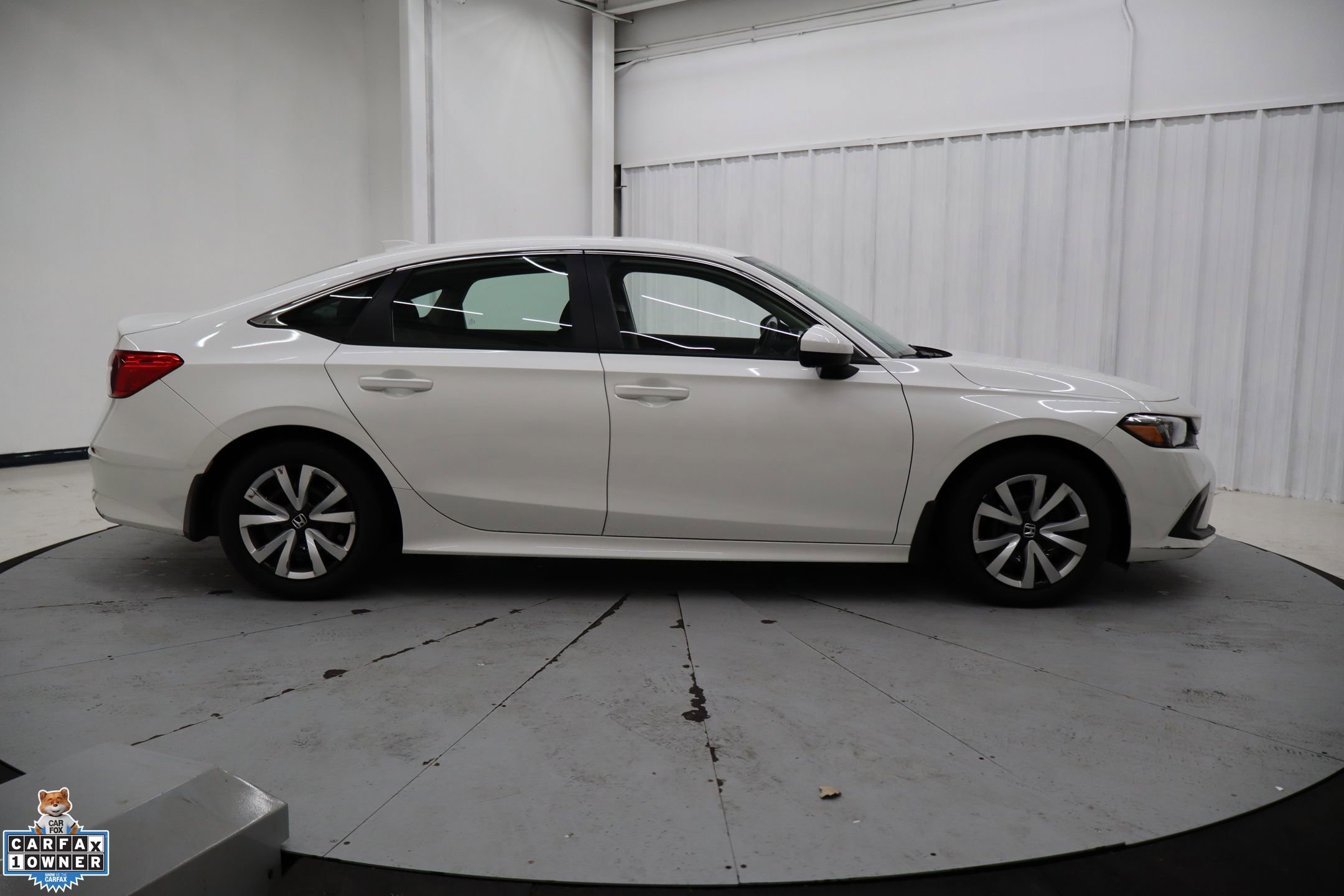 Used 2024 Honda Civic LX image 2