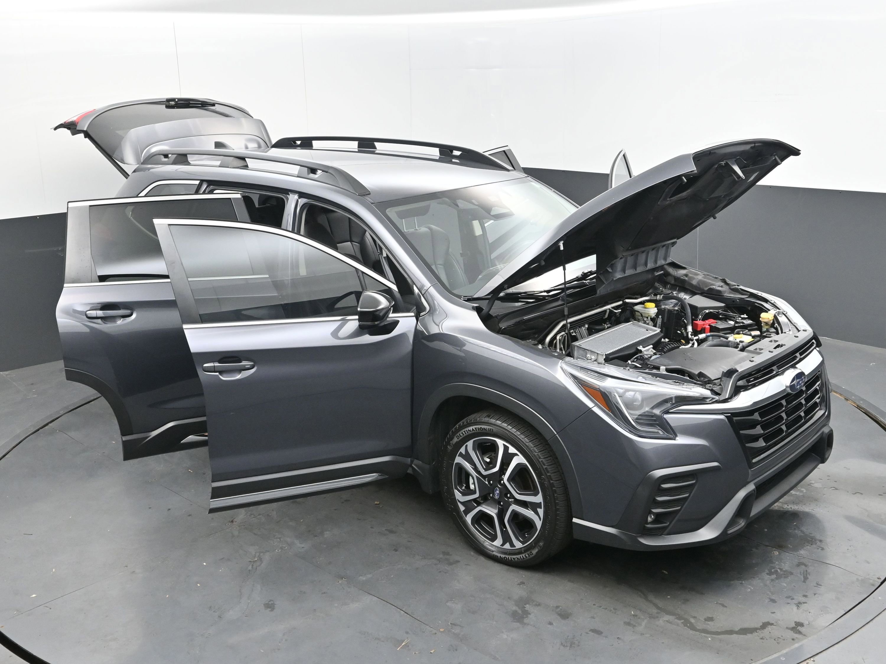 Used 2024 Subaru Ascent Limited image 39