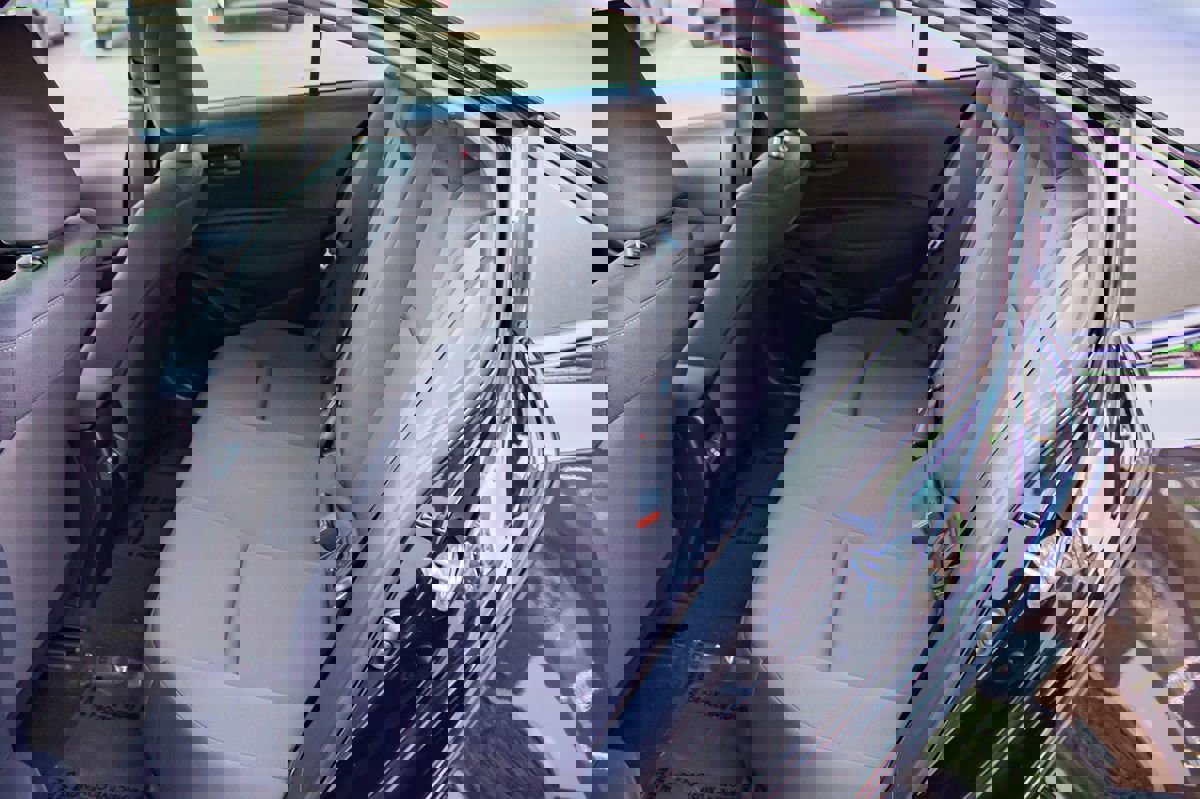 Used 2024 Toyota Corolla LE image 17