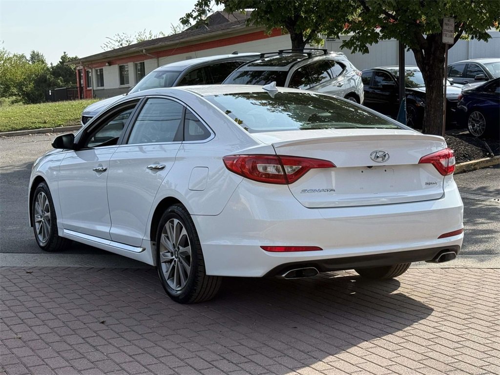 Used 2016 Hyundai Sonata Sport w/ Option Group 02 image 26