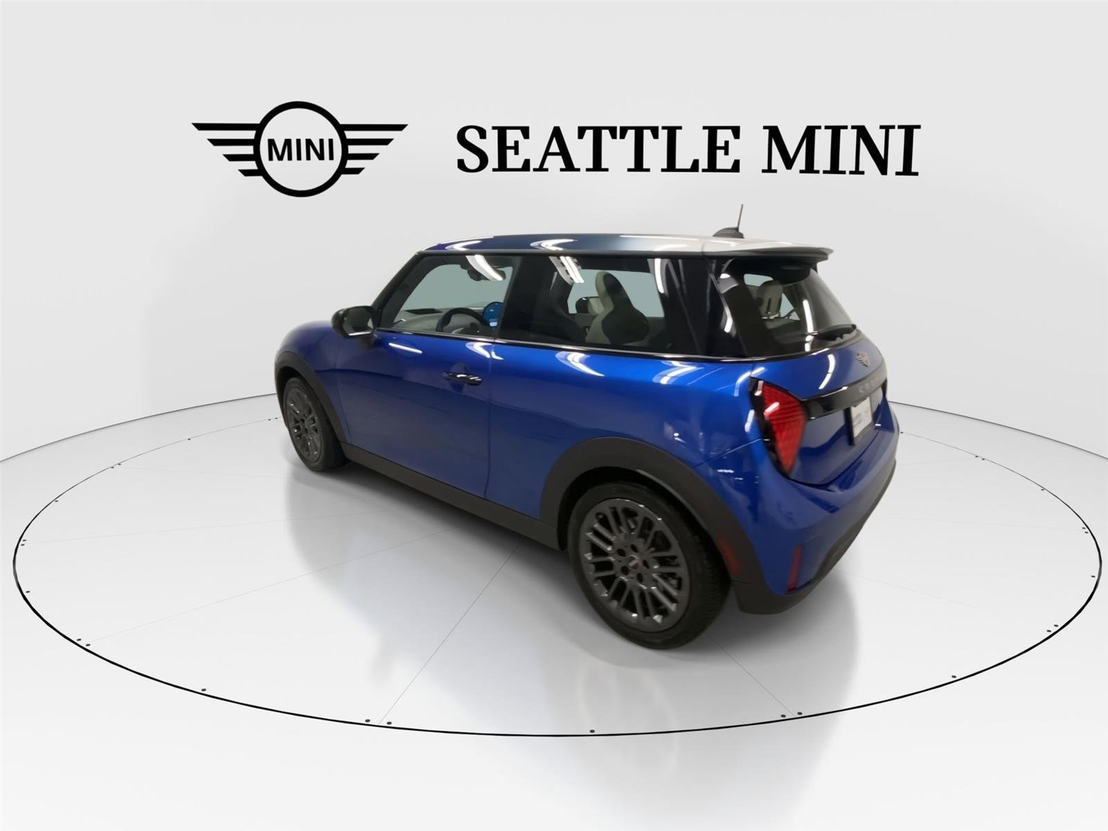 Certified 2025 MINI Cooper S image 8