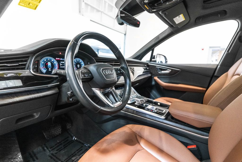 Used 2020 Audi Q7 3.0T Premium Plus image 4