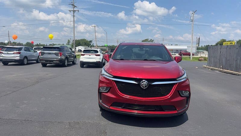 Used 2022 Buick Enclave Essence w/ Experience Buick Package AWD/4WD image 2