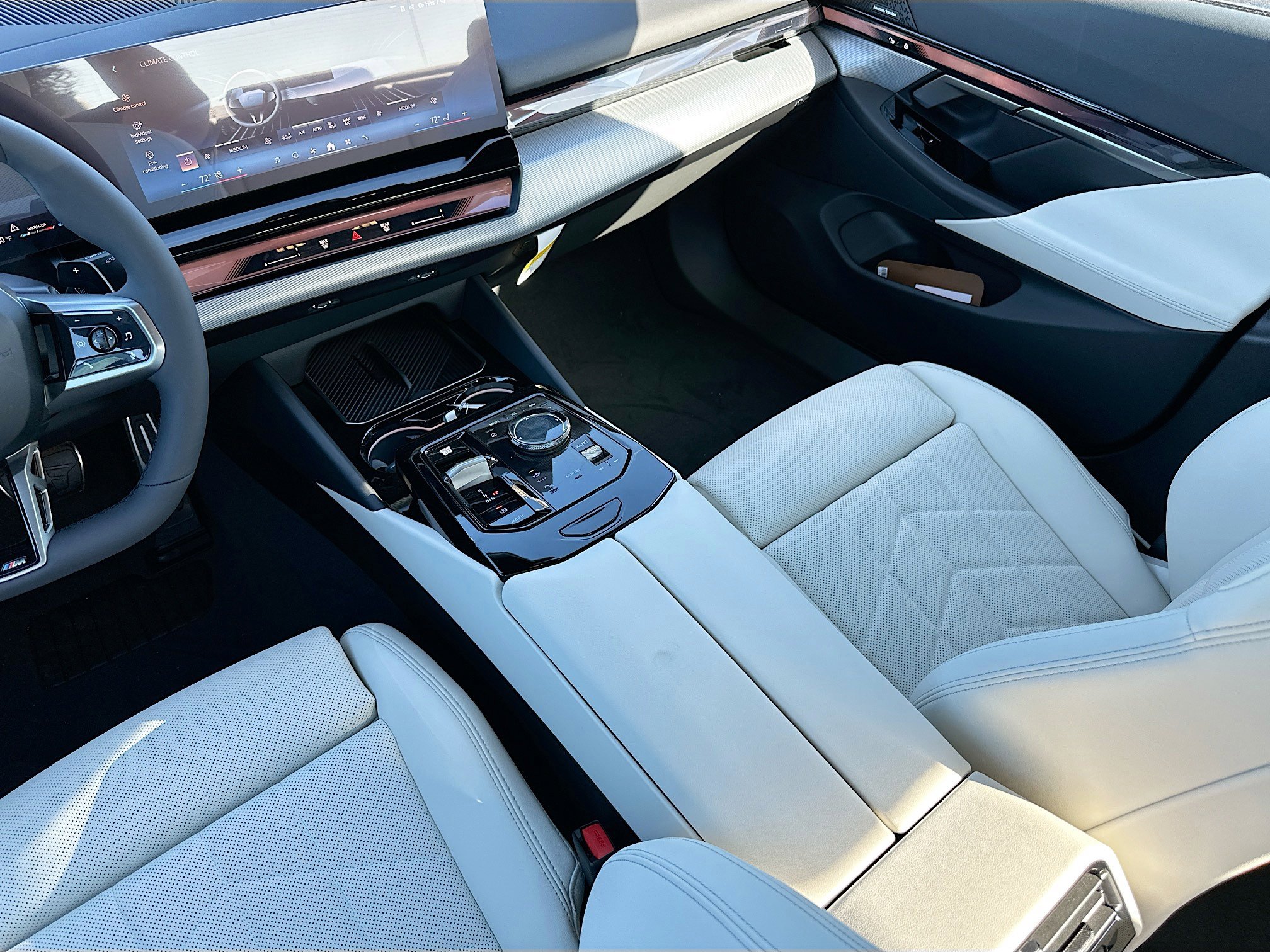 New 2026 BMW 530i w/ M Sport Package image 18