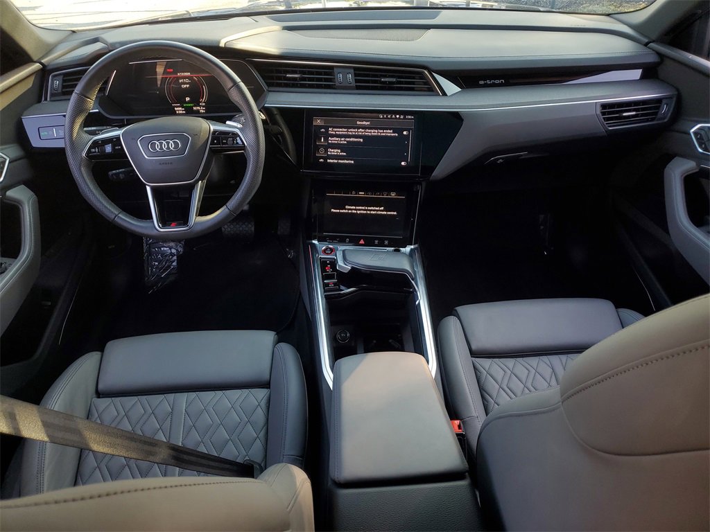 Used 2023 Audi e-tron S Prestige w/ Prestige Package image 22