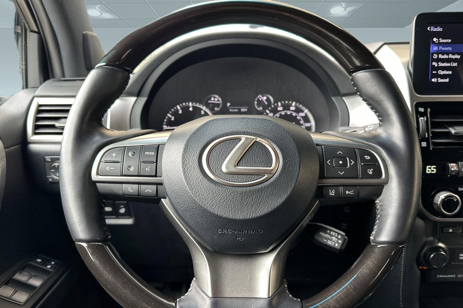 Used 2023 Lexus GX 460 Premium w/ Premium Package image 17