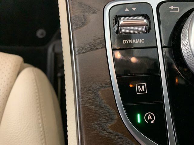 Used 2019 Mercedes-Benz GLC 300 4MATIC image 27