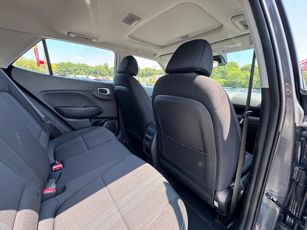 Used 2026 Hyundai Venue SEL FWD image 22