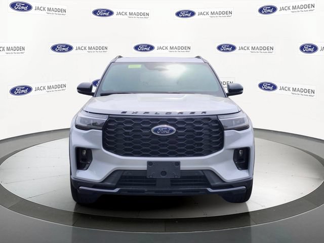 New 2026 Ford Explorer ST-Line w/ ST-Line Street Pack AWD/4WD image 8