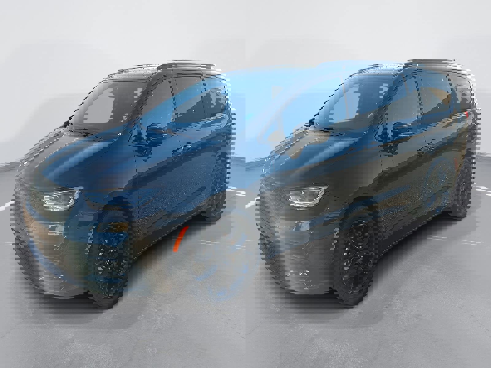 Used 2025 Chrysler Pacifica Limited image 1