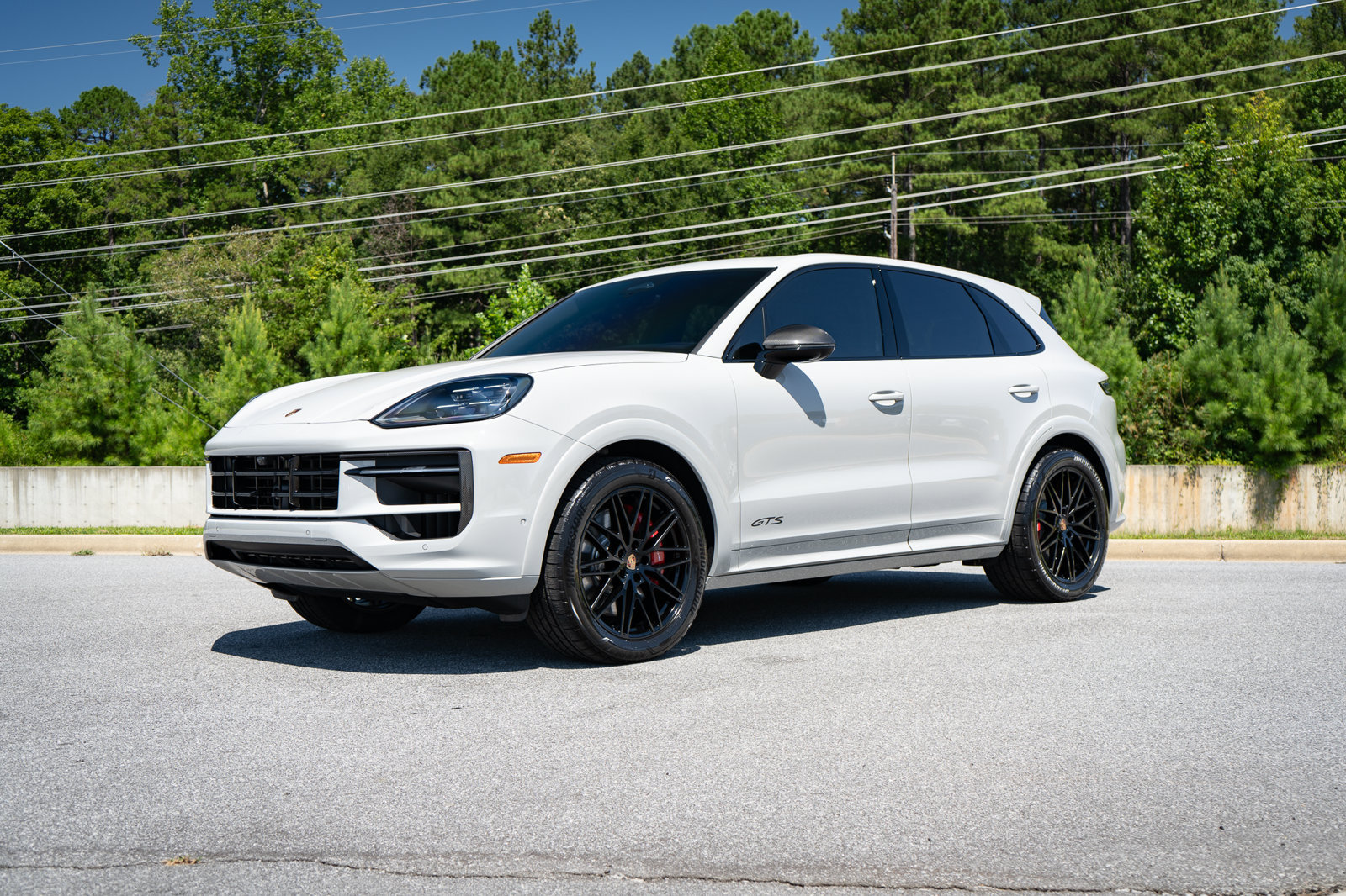 Used 2023 Porsche Cayenne GTS AWD/4WD image 12