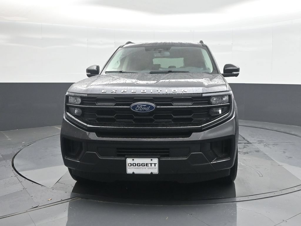 New 2026 Ford Expedition Active RWD image 5