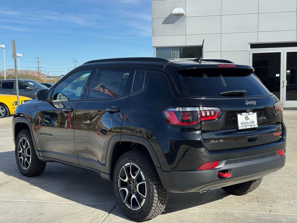 New 2026 Jeep Compass Trailhawk image 4