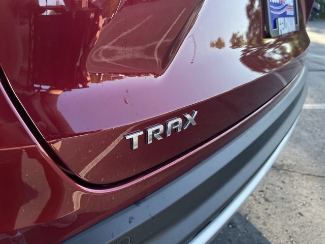 Used 2024 Chevrolet Trax LT w/ Driver Confidence Package FWD image 30