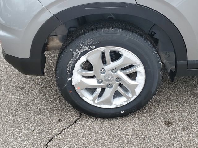 New 2026 Hyundai Venue SE image 5