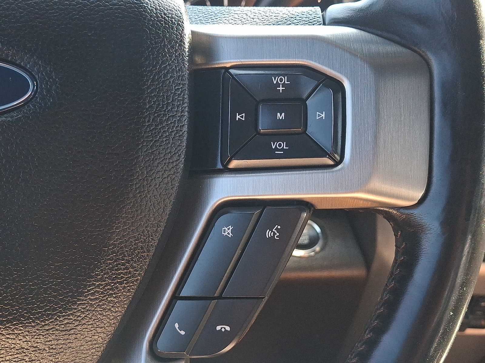 Used 2018 Ford F250 Platinum AWD/4WD image 25