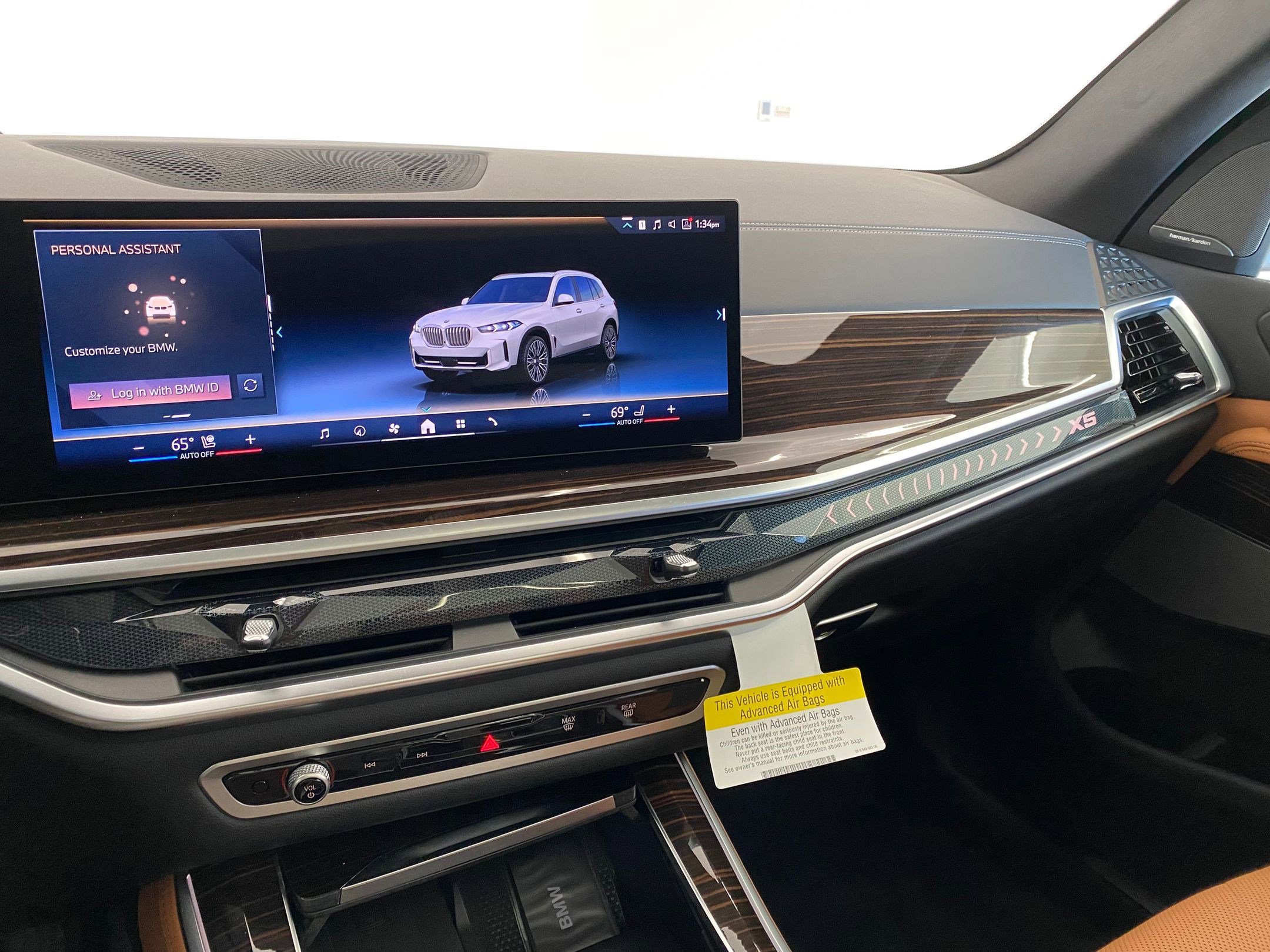 Used 2026 BMW X5 xDrive40i w/ Climate Comfort Package image 24