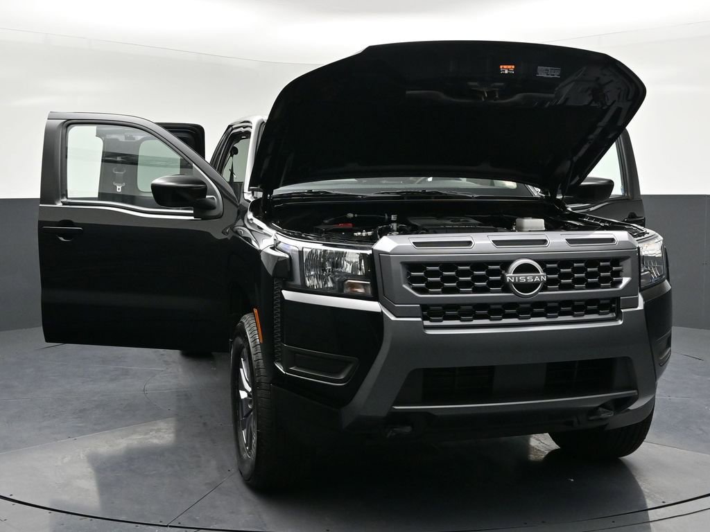 Used 2025 Nissan Frontier SV image 35