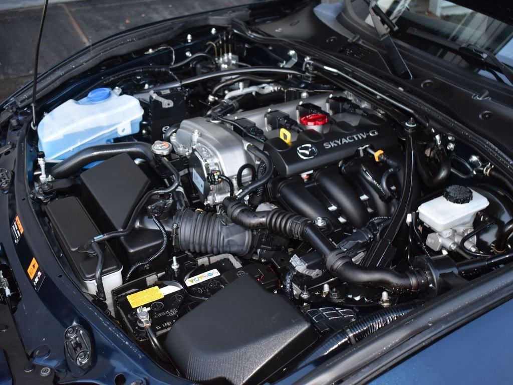 Used 2022 MAZDA MX-5 Miata Club w/ Interior Package image 19