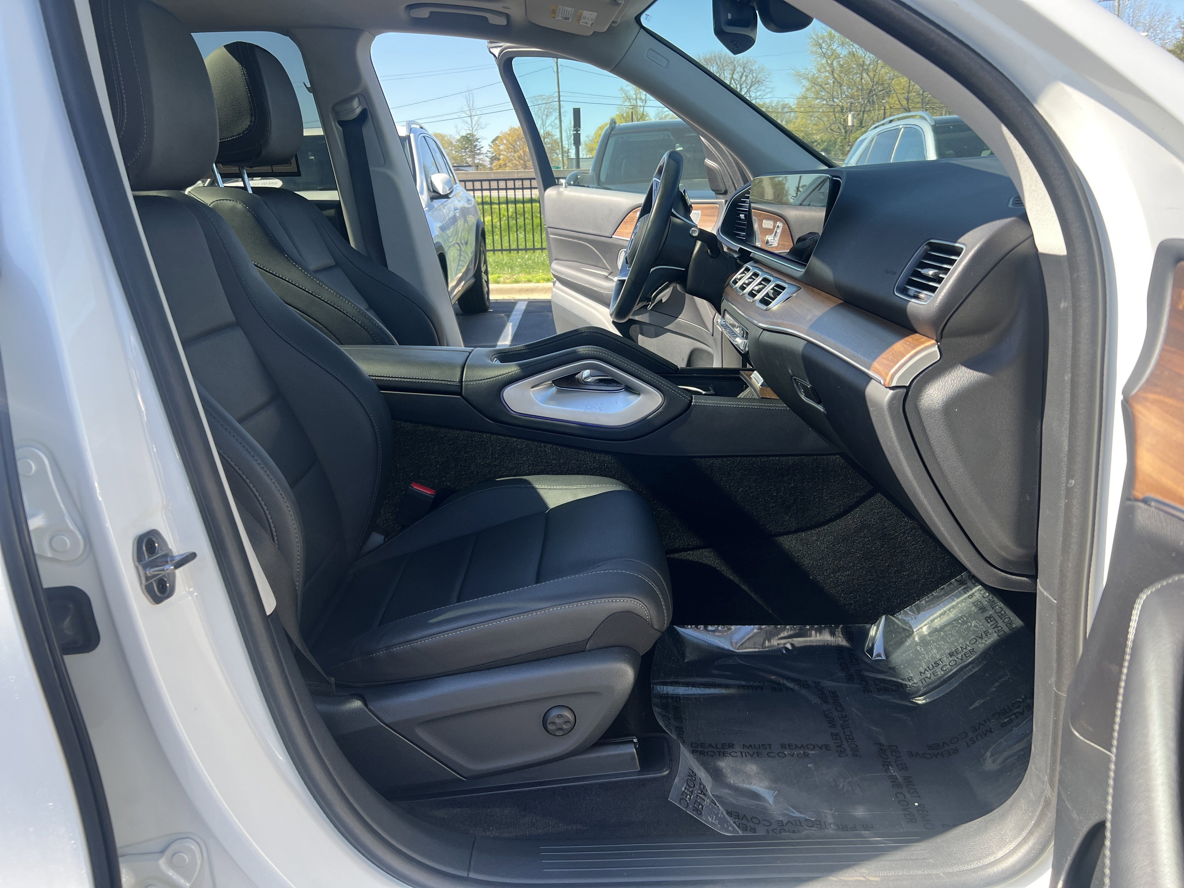 Used 2024 Mercedes-Benz GLE 350 4MATIC image 35