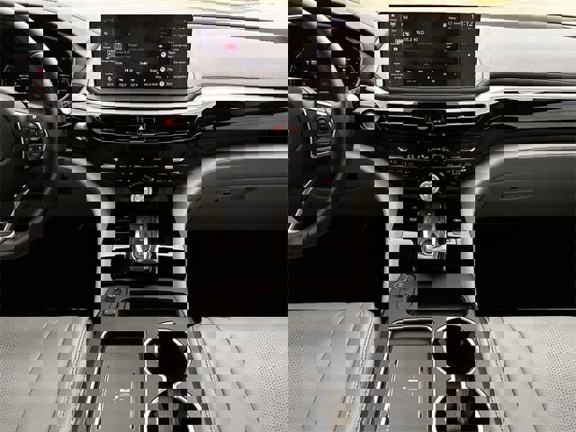 Certified 2025 Acura MDX w/ Technology Package image 17