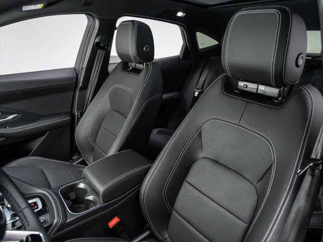 New 2024 Jaguar E-PACE R-Dynamic SE AWD/4WD image 15