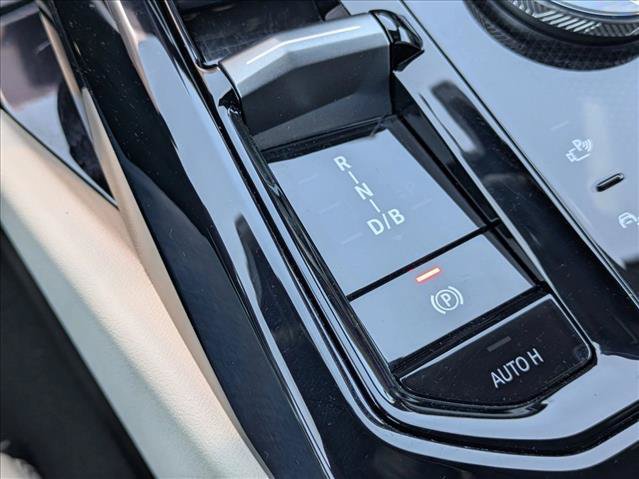 Certified 2025 BMW i5 eDrive40i w/ M Sport Package RWD image 12