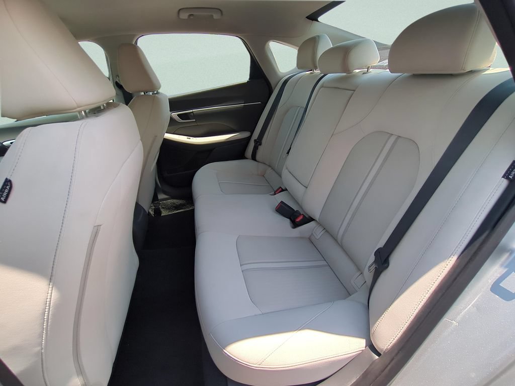 Certified 2025 Hyundai Sonata SEL FWD image 10