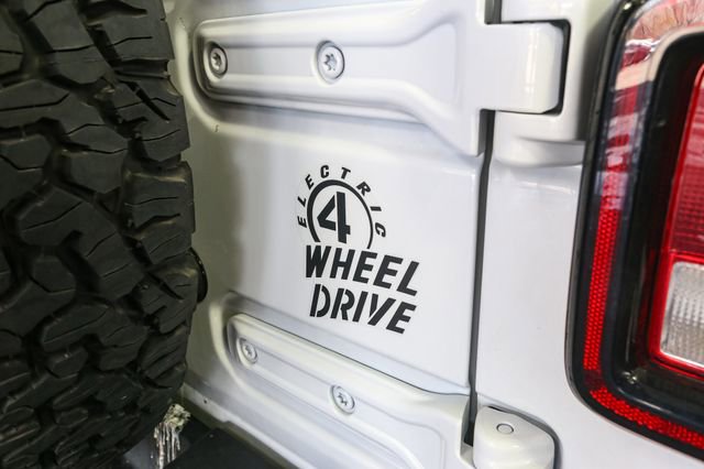 Used 2024 Jeep Wrangler Unlimited AWD/4WD image 12