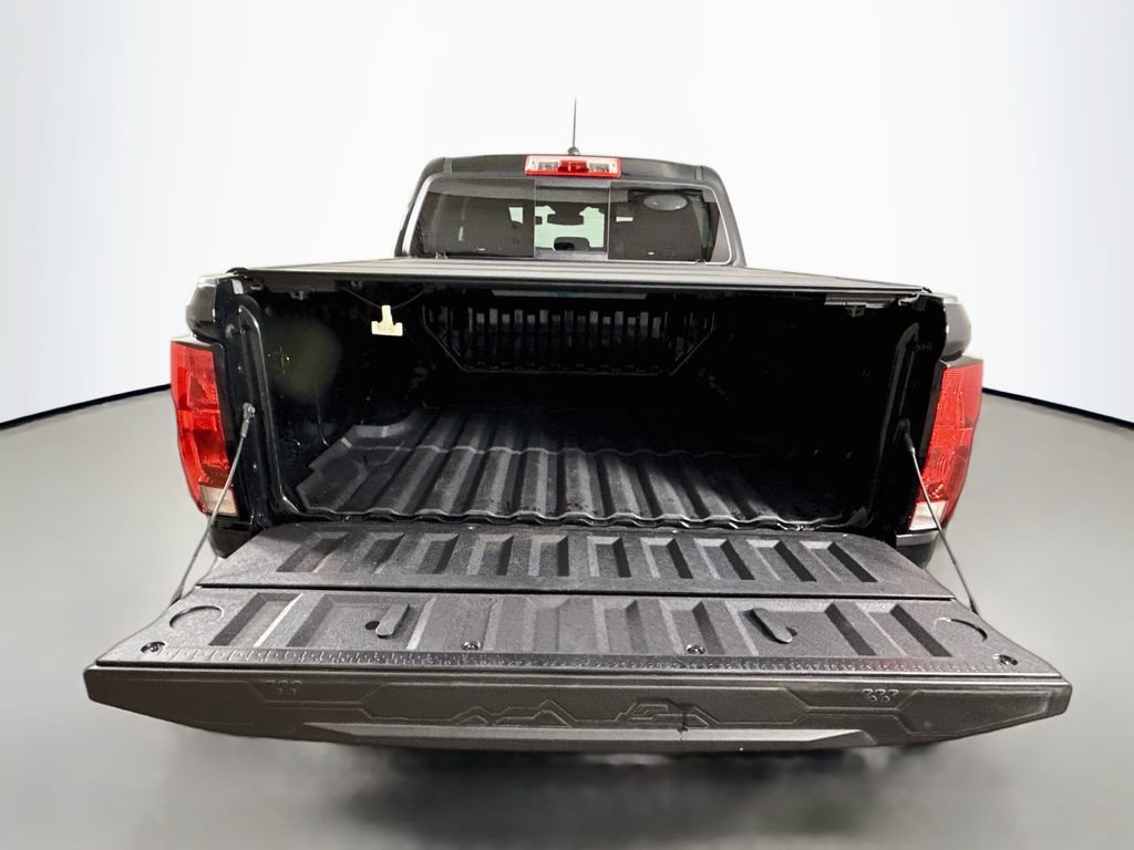 Used 2024 Chevrolet Colorado LT w/ LT Convenience Package II AWD/4WD image 25