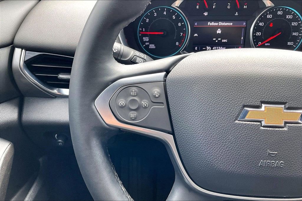 Used 2023 Chevrolet Traverse LT FWD image 18