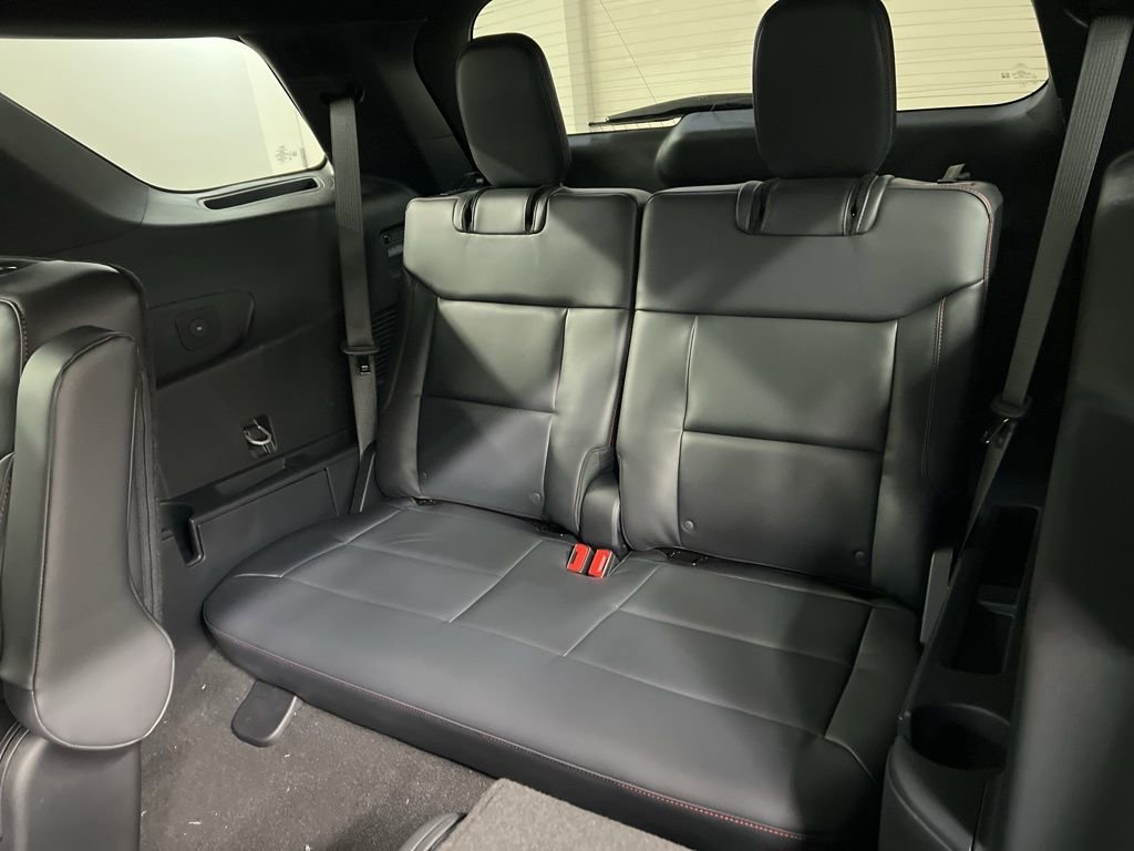 New 2026 Ford Explorer ST-Line w/ ST-Line Street Pack image 31