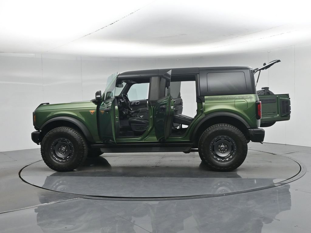 Certified 2025 Ford Bronco Badlands AWD/4WD image 37