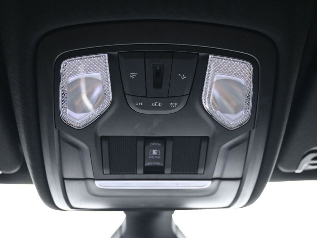 Used 2022 RAM 1500 Big Horn image 15