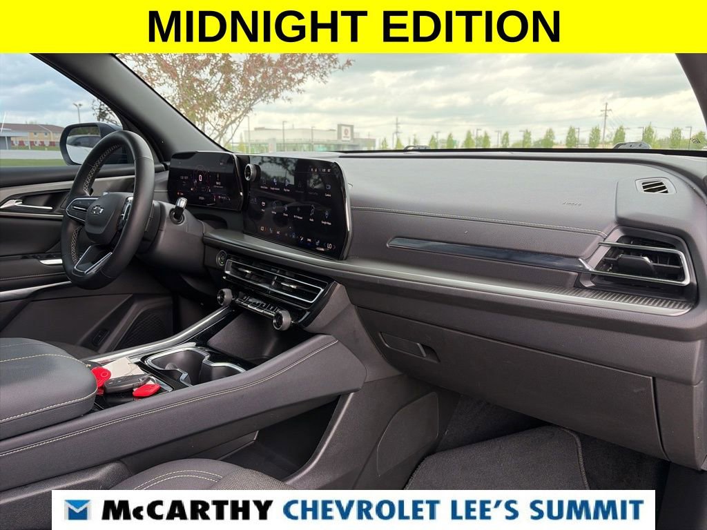 Used 2024 Chevrolet Traverse LS w/ Midnight/Sport Edition image 29