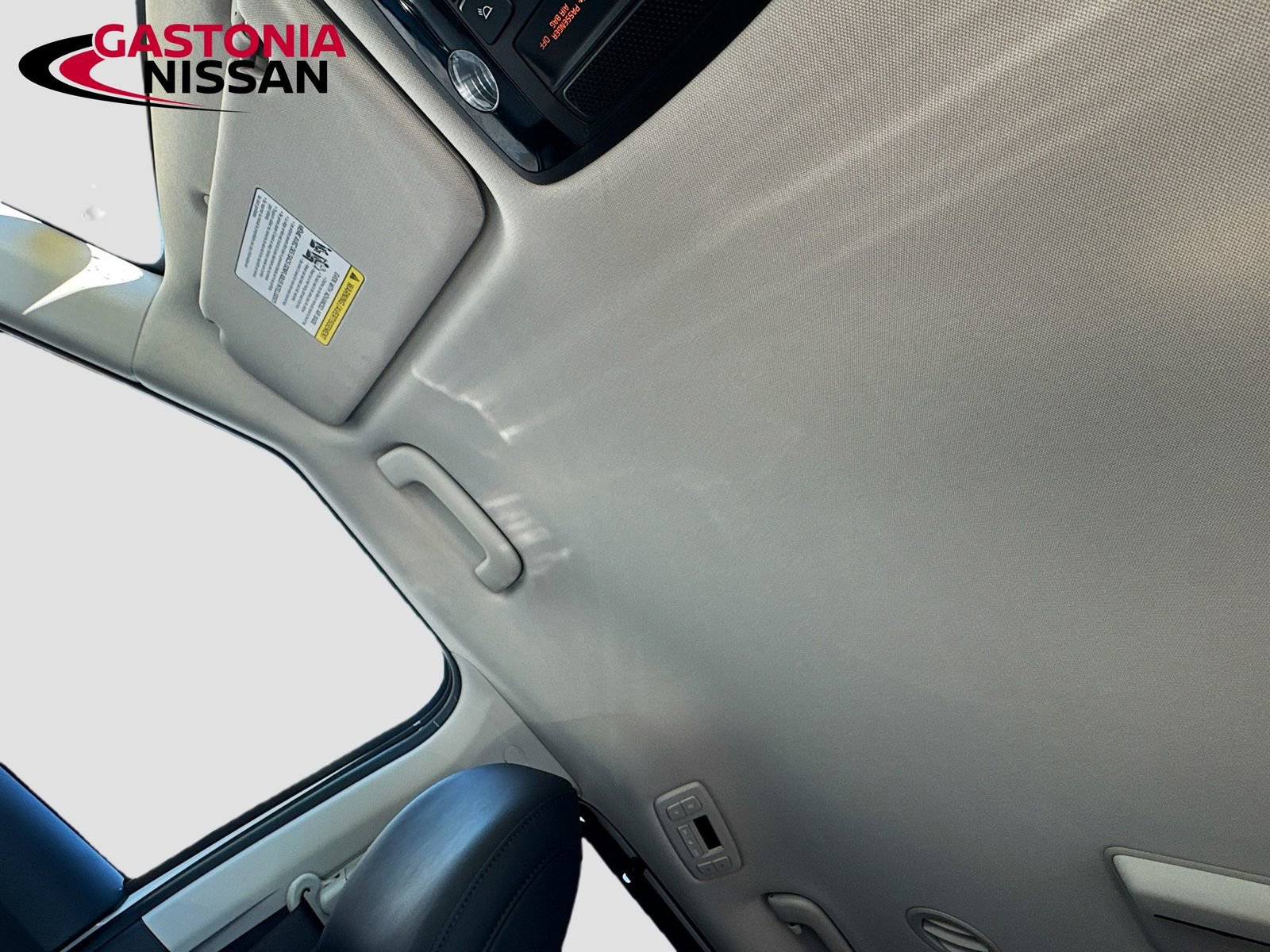 Used 2024 Kia Carnival SX FWD image 30