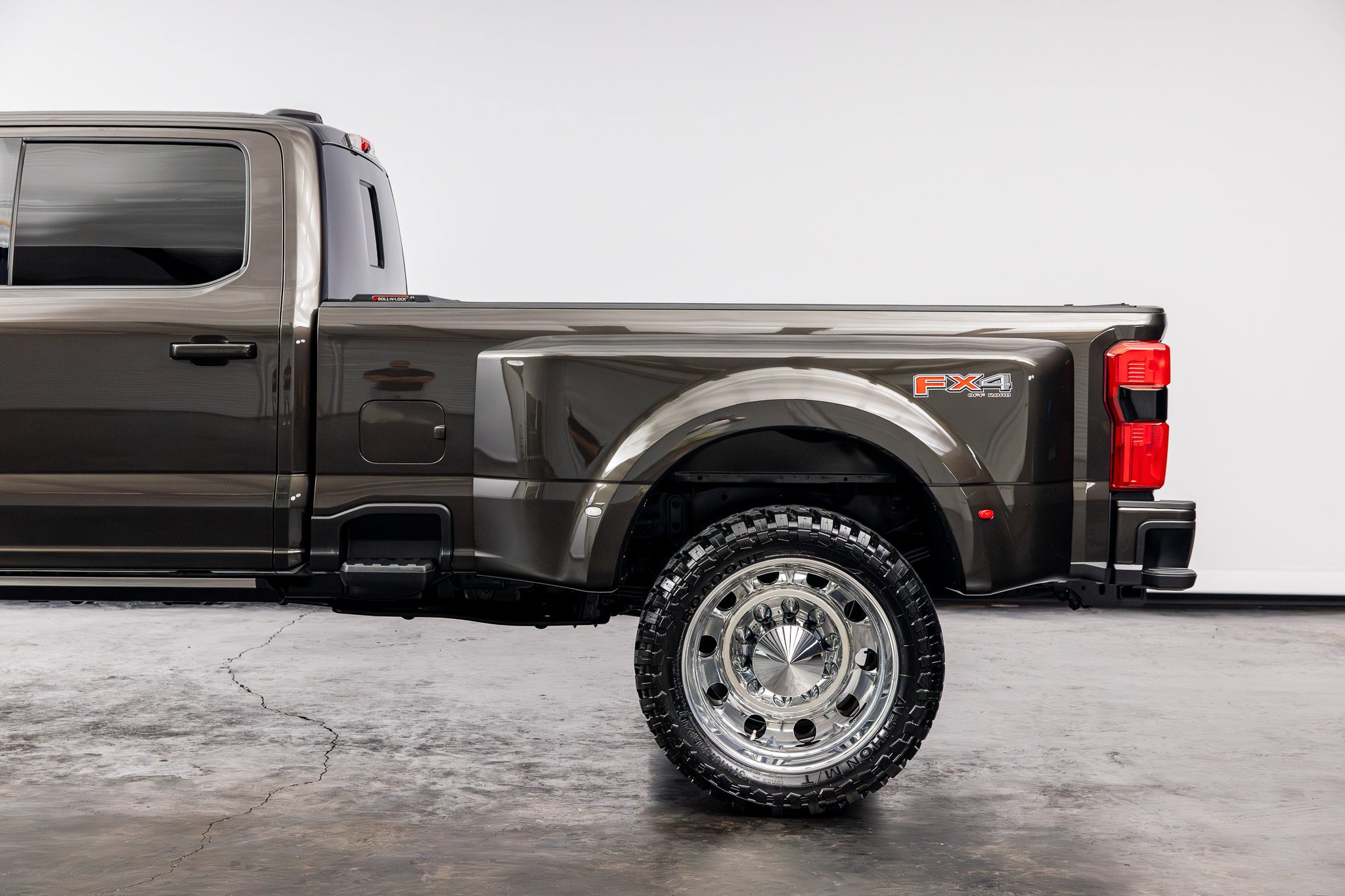 Used 2024 Ford F350 King Ranch w/ Chrome Package AWD/4WD image 12