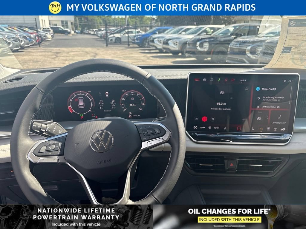 New 2026 Volkswagen Tiguan SE AWD/4WD image 8