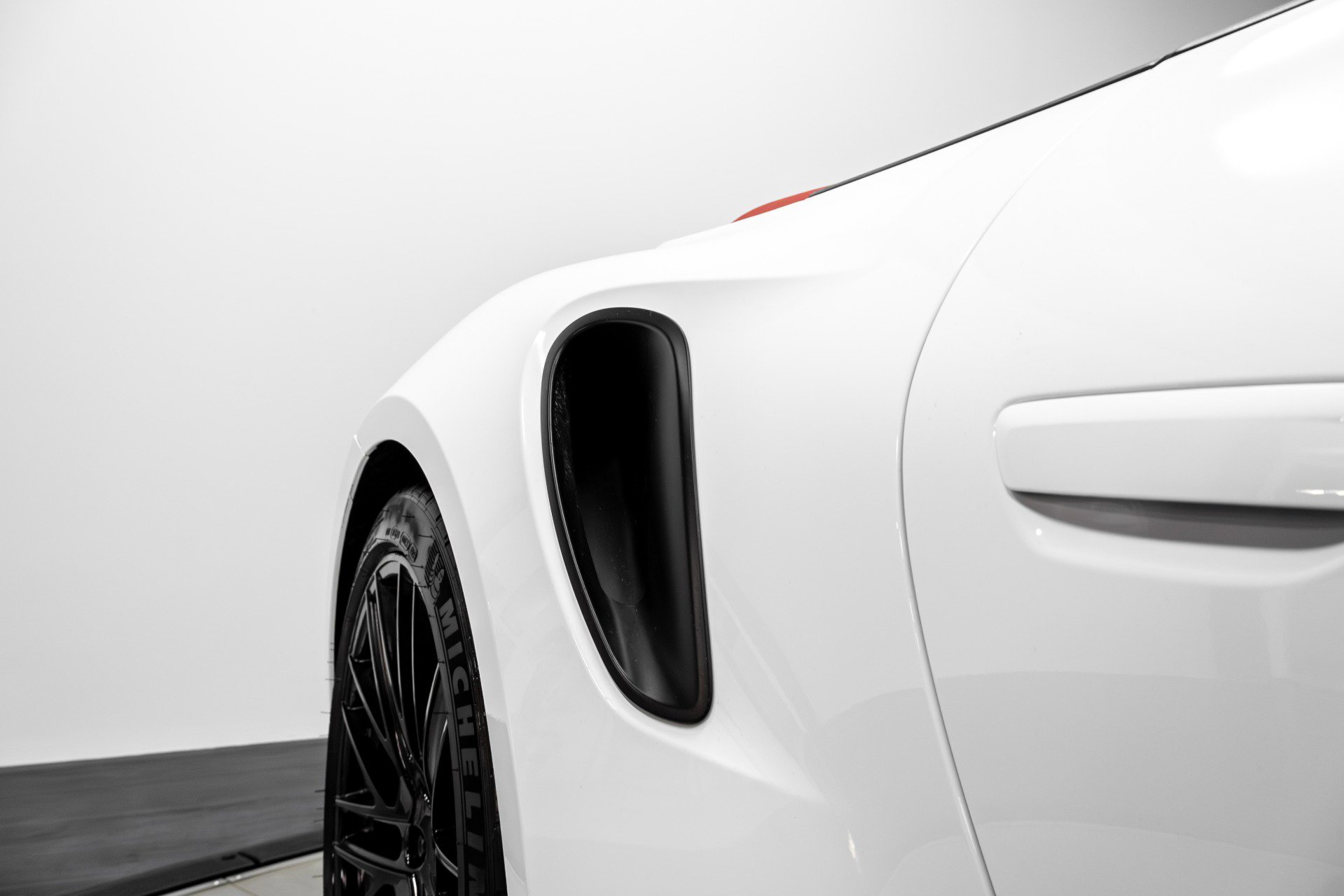 Used 2021 Porsche 911 Turbo S image 46