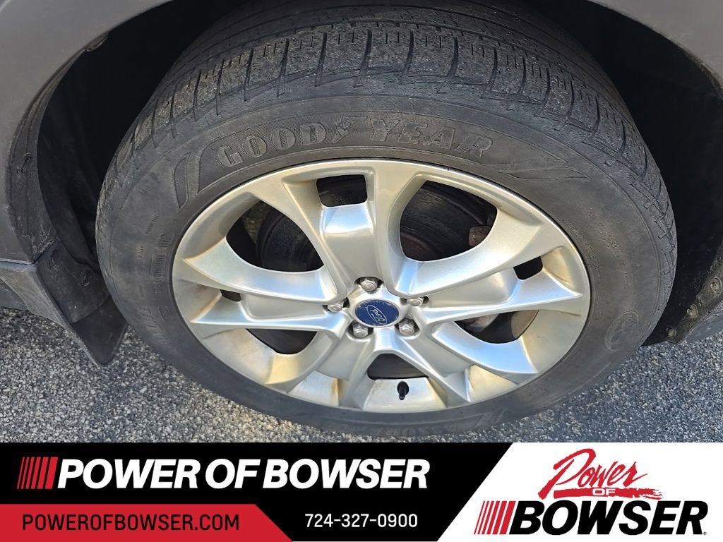 Used 2016 Ford Escape Titanium image 9