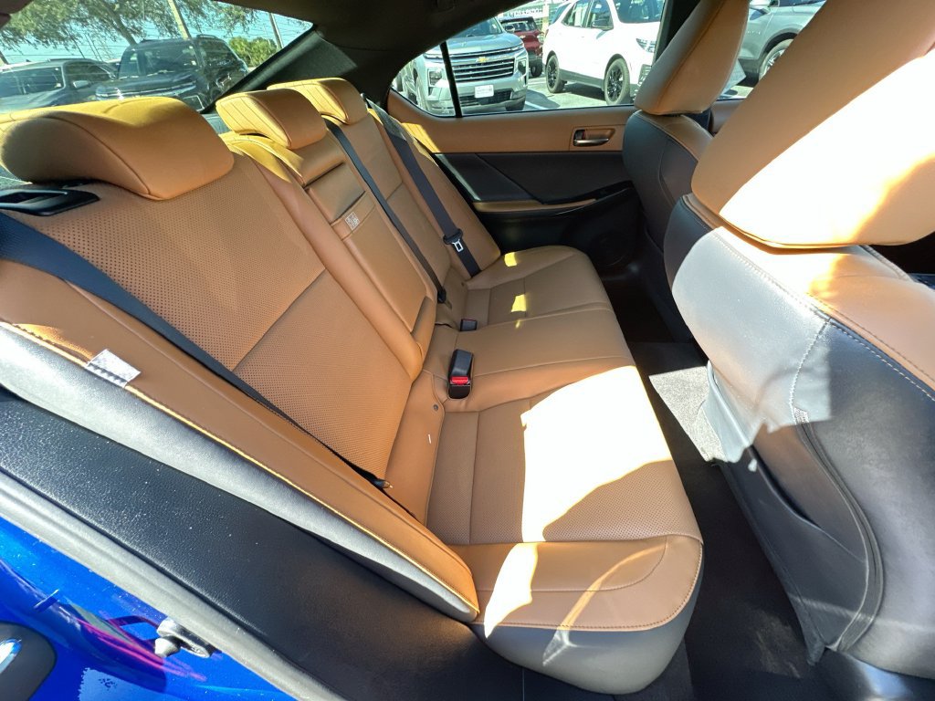 Used 2025 Lexus IS 350 F Sport RWD image 26