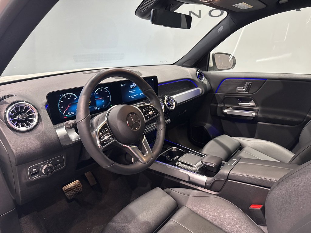 Used 2023 Mercedes-Benz EQB 300 4MATIC w/ Exclusive Package image 12