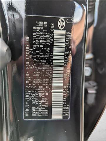 Used 2025 Toyota Corolla LE image 24