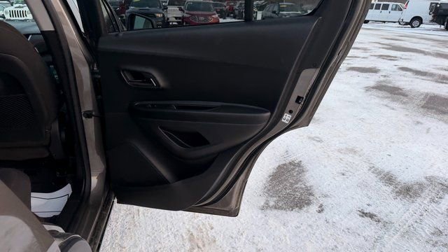 Used 2021 Chevrolet Trax LS w/ Tint and Cruise Package image 46