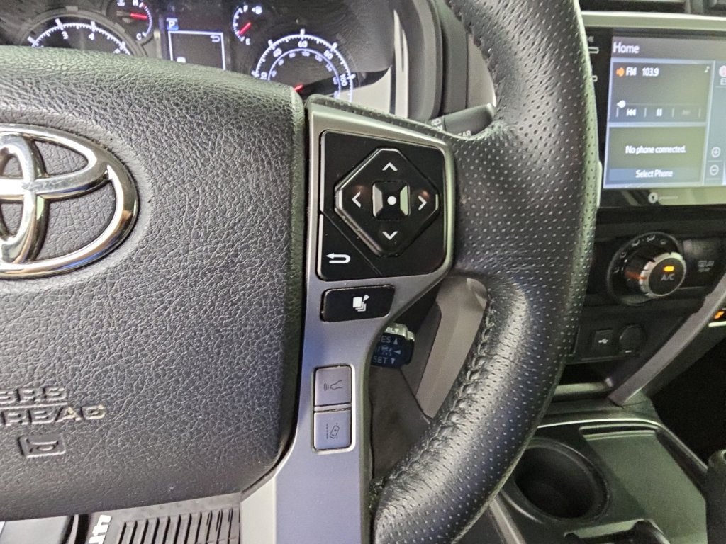 Used 2020 Toyota 4Runner SR5 Premium w/ Moonroof Package RWD image 25
