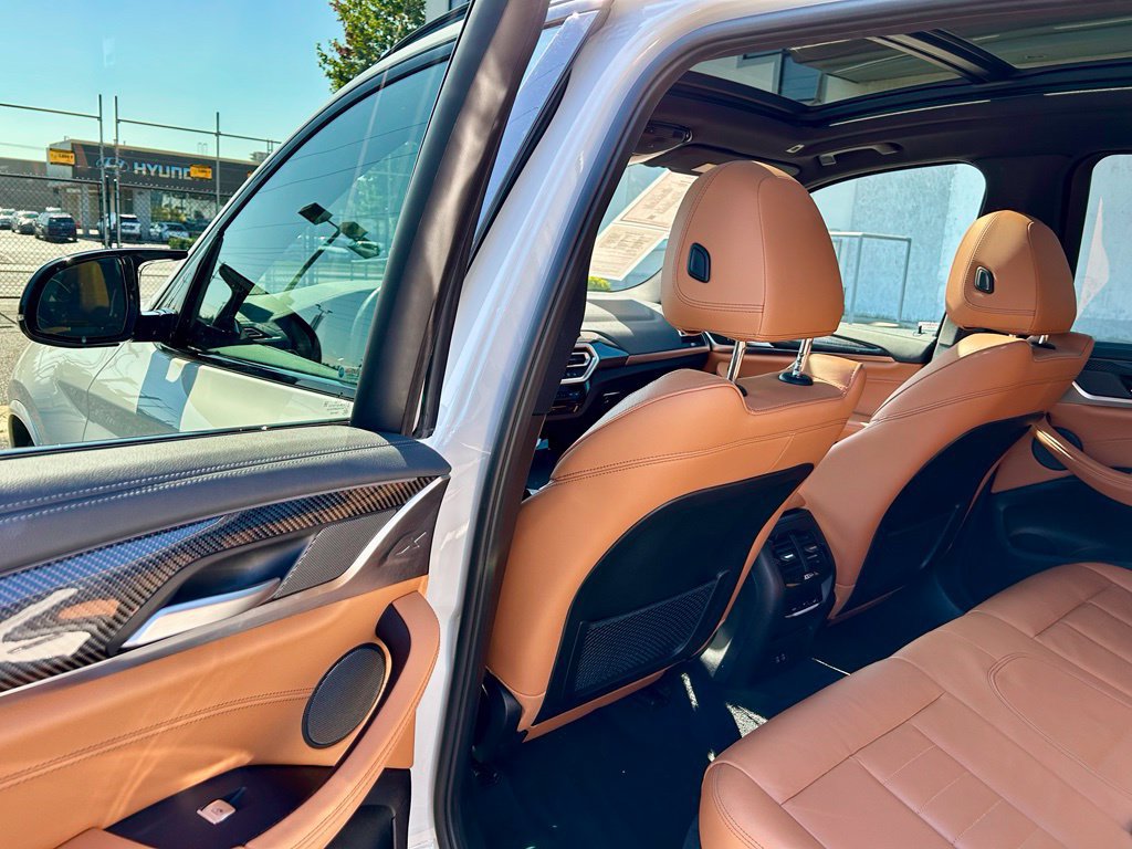 Used 2023 BMW X3 M40i AWD/4WD image 11