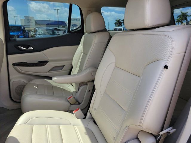 Used 2021 GMC Acadia Denali w/ Denali Technology Package image 17