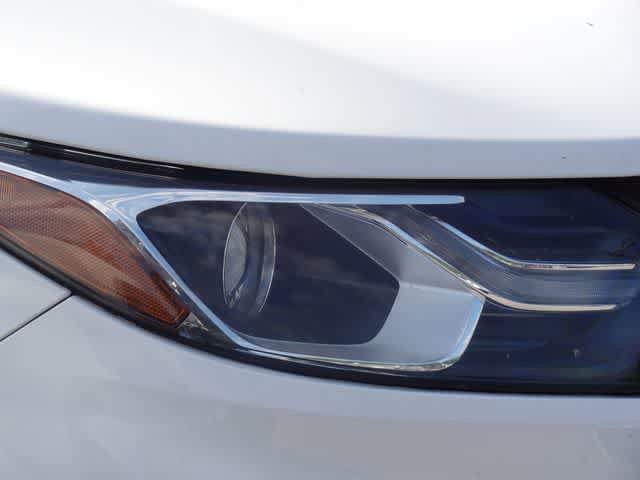 Used 2020 Chevrolet Equinox LT w/ Driver Convenience Package FWD image 19