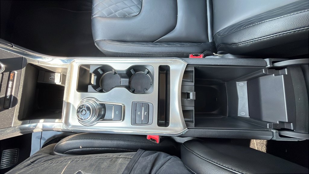 Used 2024 Ford Edge Titanium AWD/4WD image 13