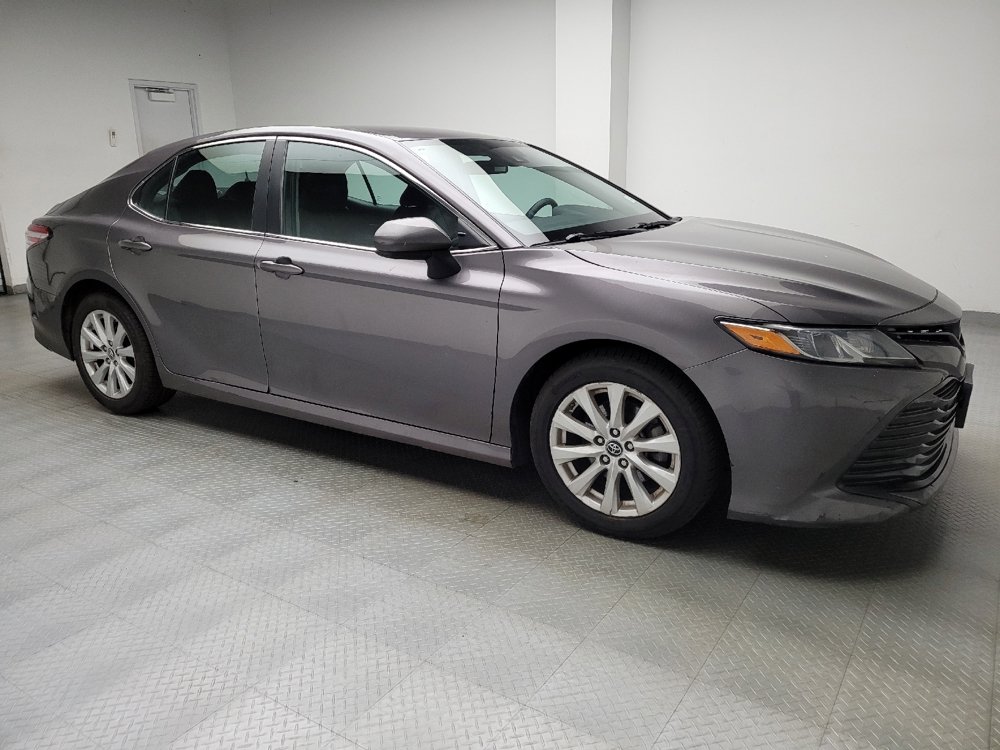Used 2019 Toyota Camry LE FWD image 11